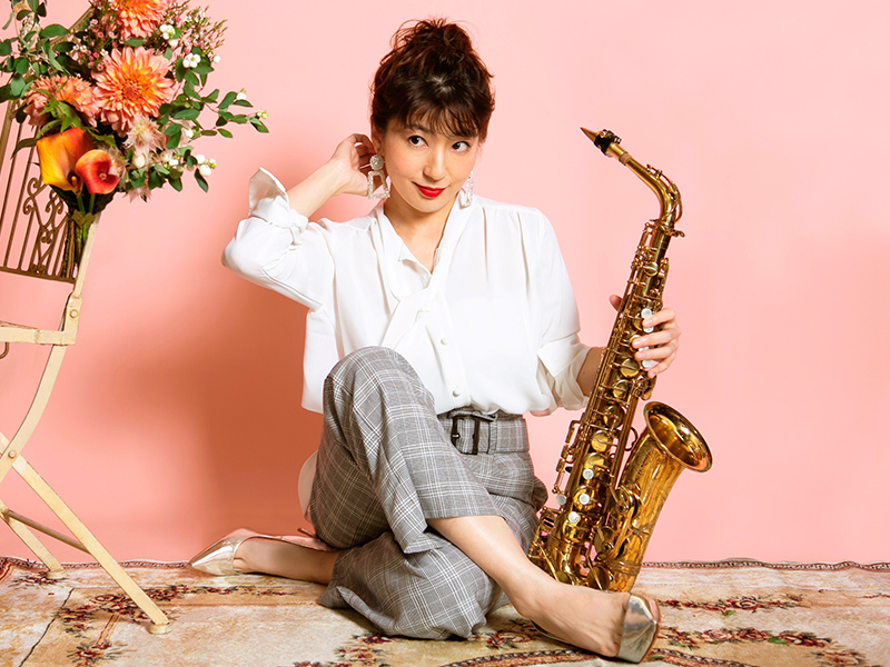 小林香織