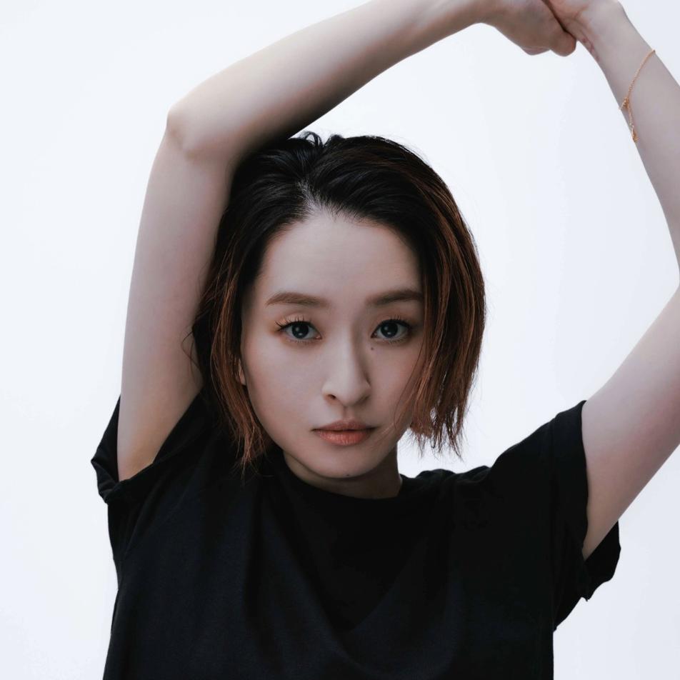 島袋寛子